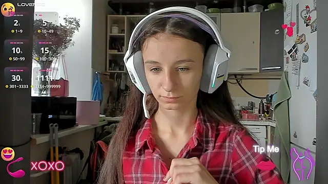  Nika Kik online show from October 3, 2025, 12:50 pm