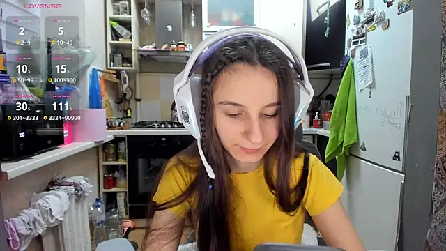  Nika Kik online show from March 3, 2026, 5:53 pm