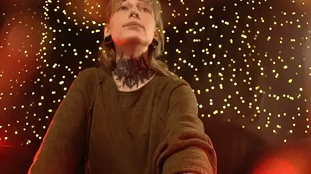 Littlespacemouse online show from February 16, 2026, 11:53 am