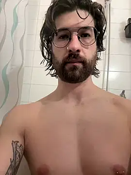 Snapshot of BuurningBoy chatting on February 20, 2025, 10:26 pm BuurningBoy online show from February 20, 2025, 10:26 pm