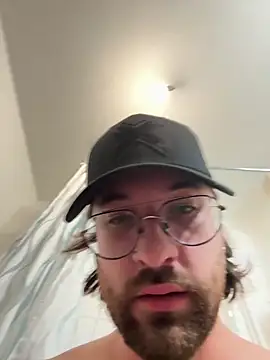 Snapshot of BuurningBoy chatting on February 2, 2025, 4:59 am BuurningBoy online show from February 2, 2025, 4:59 am