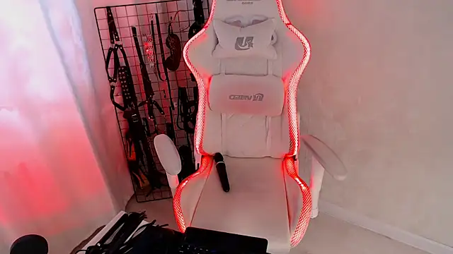 Snapshot of NightFury_ chatting on March 2, 2026, 9:27 am NightFury online show from March 2, 2026, 9:27 am