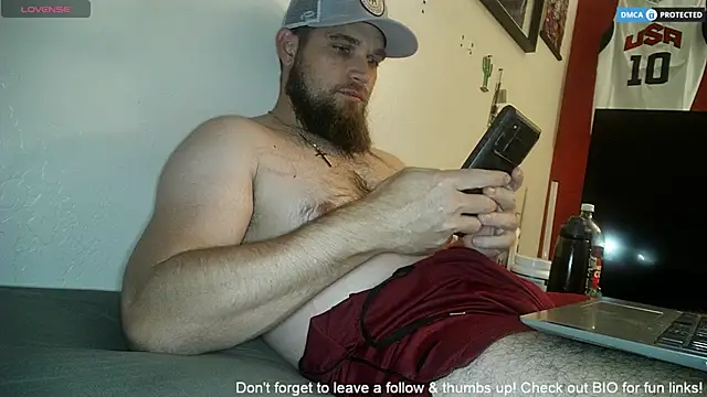 Snapshot of dikdowndaddy chatting on July 19, 2026, 7:39 am dikdowndaddy online show from July 19, 2026, 7:39 am