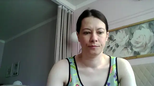SunElizabeth online show from March 19, 2025, 5:19 am