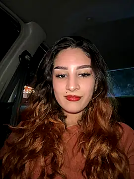 Snapshot of Mon_Cherry chatting on November 5, 2025, 12:58 am Mon Cherry online show from November 5, 2025, 12:58 am