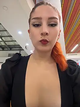 Mon Cherry online show from May 31, 2026, 1:44 am