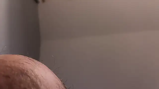 Snapshot of stancock12 chatting on November 10, 2025, 10:37 pm stancock12 online show from November 10, 2025, 10:37 pm