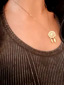 Snapshot of Violeta_12- chatting on February 9, 2026, 12:58 pm Violeta 12- online show from February 9, 2026, 12:58 pm