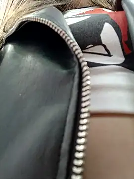 Snapshot of Violeta_12- chatting on January 10, 2026, 4:57 pm Violeta 12- online show from January 10, 2026, 4:57 pm