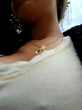 Violeta 12- online show from November 3, 2025, 5:16 pm