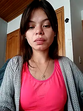 Snapshot of Violeta_12- chatting on January 14, 2026, 2:09 pm Violeta 12- online show from January 14, 2026, 2:09 pm