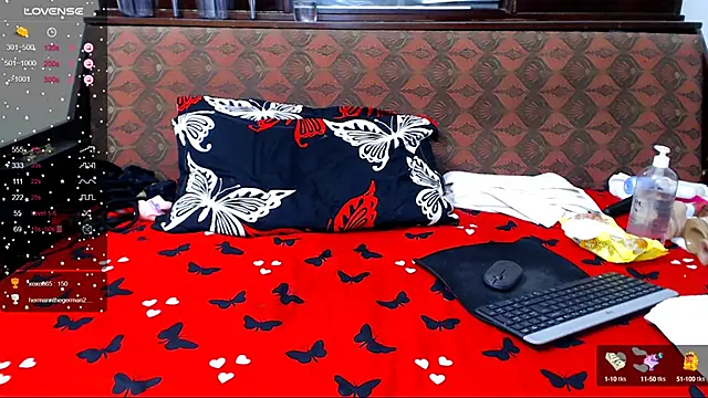 Snapshot of Anasunshine12 chatting on September 8, 2025, 8:52 pm Anasunshine12 online show from September 8, 2025, 8:52 pm