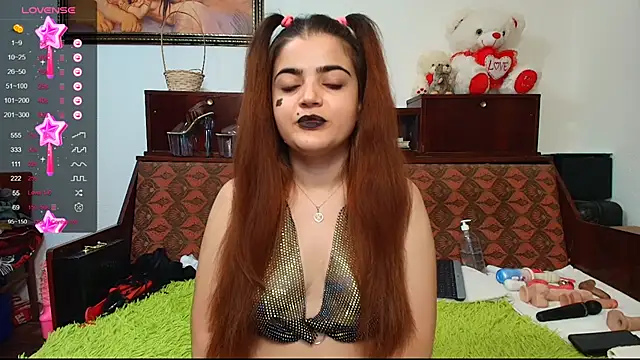 Snapshot of Anasunshine12 chatting on October 23, 2025, 2:21 am Anasunshine12 online show from October 23, 2025, 2:21 am