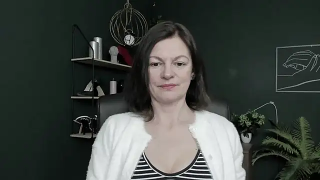 VivianWILD online show from March 20, 2026, 7:53 am