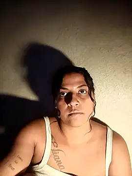 Snapshot of Giselabrunette25 chatting on October 16, 2025, 10:23 am Giselabrunette25 online show from October 16, 2025, 10:23 am