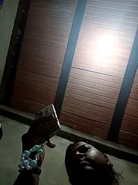 Giselabrunette25 online show from March 1, 2026, 9:31 am