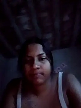 Snapshot of Giselabrunette25 chatting on October 3, 2025, 10:06 am Giselabrunette25 online show from October 3, 2025, 10:06 am