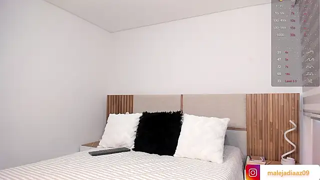 MalejaDiaz  online show from February 24, 2026, 6:20 pm