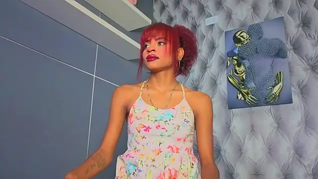 Snapshot of Hilary-banks chatting on September 10, 2025, 4:44 am Hilary-banks online show from September 10, 2025, 4:44 am