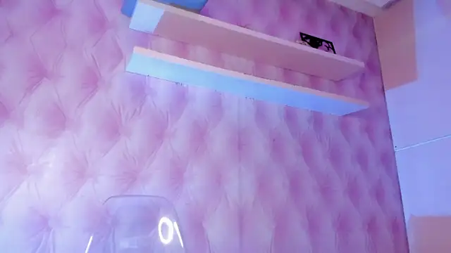 Snapshot of Hilary-banks chatting on March 18, 2025, 8:17 am Hilary-banks online show from March 18, 2025, 8:17 am