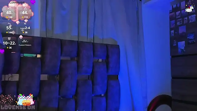 Snapshot of Angelo_018 chatting on March 12, 2025, 5:35 am Angelo 018 online show from March 12, 2025, 5:35 am