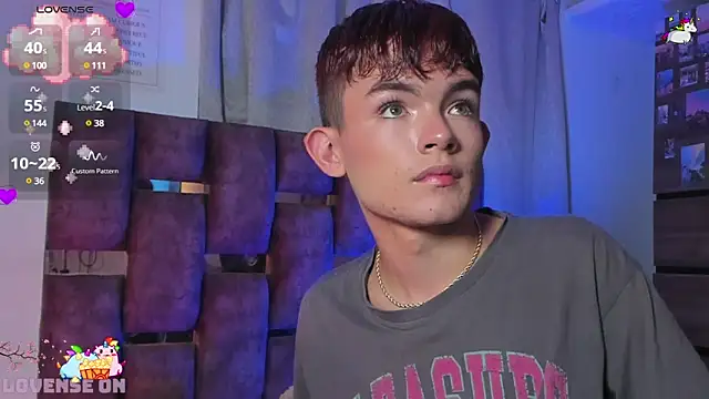 Snapshot of Angelo_018 chatting on March 11, 2025, 11:12 am Angelo 018 online show from March 11, 2025, 11:12 am