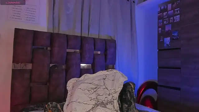 Snapshot of Angelo_018 chatting on March 15, 2025, 6:25 am Angelo 018 online show from March 15, 2025, 6:25 am