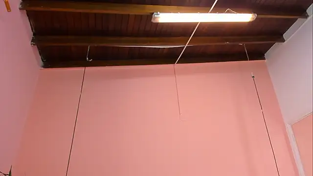 Alana Suares1 online show from March 5, 2025, 10:21 pm