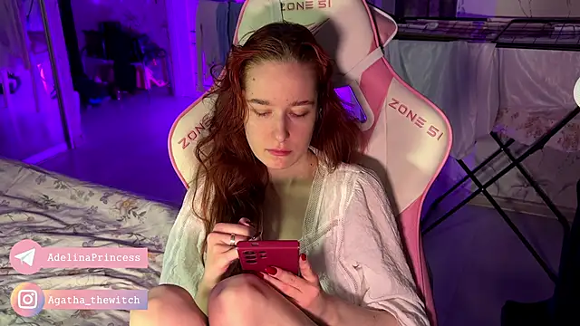 Snapshot of pearl_princess_ chatting on February 24, 2025, 12:20 am pearl princess online show from February 24, 2025, 12:20 am