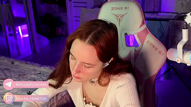 Snapshot of pearl_princess_ chatting on February 11, 2025, 10:07 pm pearl princess online show from February 11, 2025, 10:07 pm