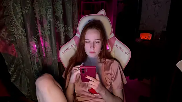 Snapshot of pearl_princess_ chatting on November 30, 2025, 12:06 pm pearl princess online show from November 30, 2025, 12:06 pm