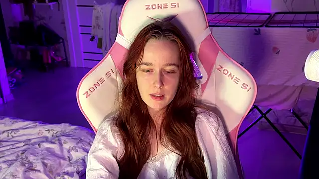 Snapshot of pearl_princess_ chatting on March 20, 2025, 4:29 am pearl princess online show from March 20, 2025, 4:29 am