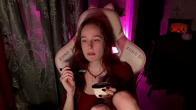 Snapshot of pearl_princess_ chatting on October 23, 2025, 11:47 pm pearl princess online show from October 23, 2025, 11:47 pm