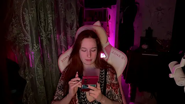 pearl princess  online show from March 29, 2026, 3:19 am