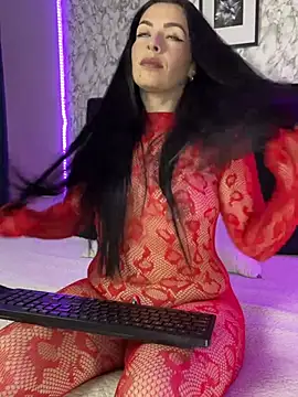 Snapshot of camii_evanss chatting on July 12, 2026, 11:05 pm camii evanss online show from July 12, 2026, 11:05 pm