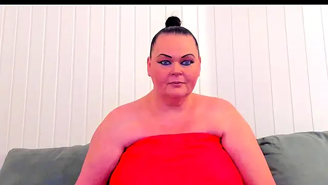 MilanaBiegert online show from January 9, 2026, 1:29 pm