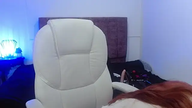 Snapshot of elena_detroya chatting on March 4, 2025, 12:33 pm elena detroya online show from March 4, 2025, 12:33 pm