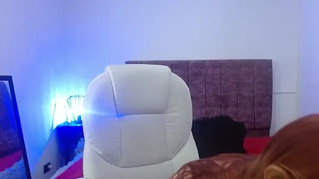 Snapshot of elena_detroya chatting on March 10, 2025, 12:49 pm elena detroya online show from March 10, 2025, 12:49 pm