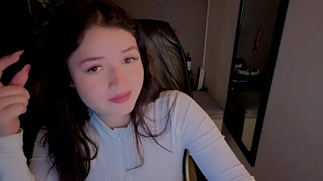 almma shy online show from October 16, 2025, 1:19 pm