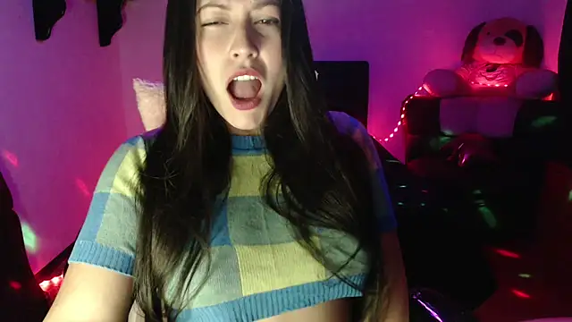 Allisonnlopez online show from December 4, 2025, 9:25 pm