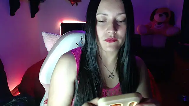 Allisonnlopez online show from March 24, 2026, 9:04 pm