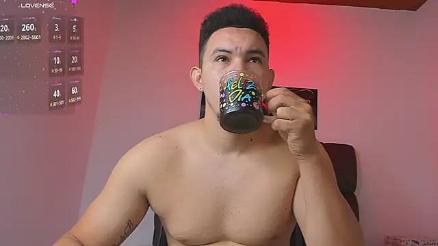 Snapshot of jhotta_fox chatting on October 30, 2025, 7:06 am jhotta fox online show from October 30, 2025, 7:06 am