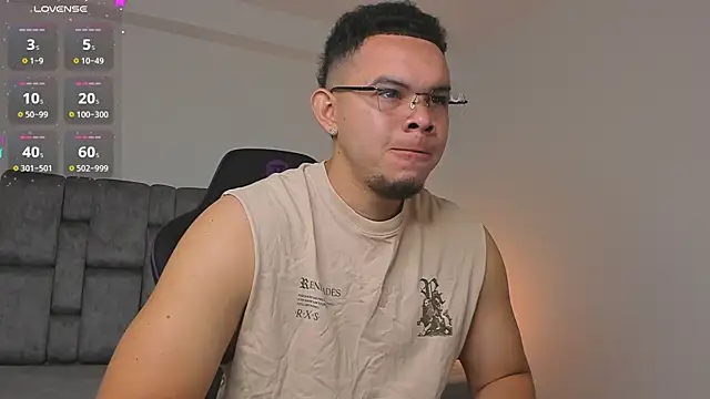 Snapshot of jhotta_fox chatting on November 22, 2025, 7:07 am jhotta fox online show from November 22, 2025, 7:07 am