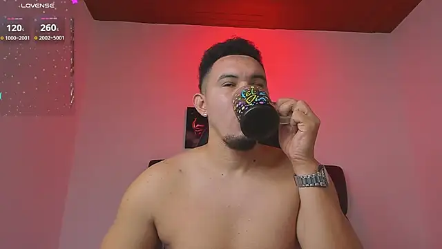 Snapshot of jhotta_fox chatting on October 22, 2025, 7:08 am jhotta fox online show from October 22, 2025, 7:08 am