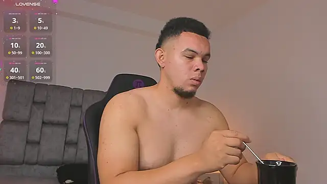 Snapshot of jhotta_fox chatting on February 14, 2026, 7:08 am jhotta fox online show from February 14, 2026, 7:08 am