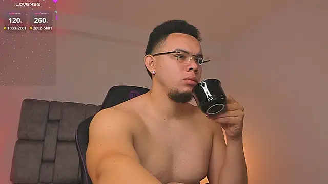 Snapshot of jhotta_fox chatting on February 25, 2026, 7:08 am jhotta fox online show from February 25, 2026, 7:08 am