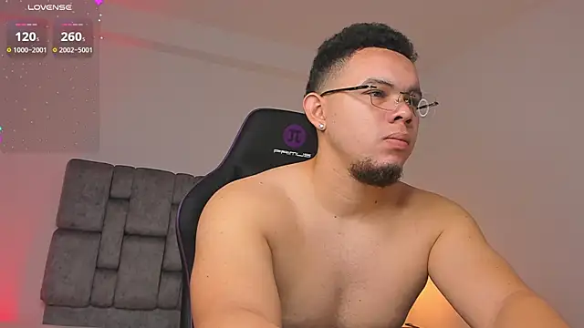 Snapshot of jhotta_fox chatting on February 24, 2026, 7:09 am jhotta fox online show from February 24, 2026, 7:09 am