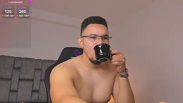 Snapshot of jhotta_fox chatting on February 16, 2026, 7:07 am jhotta fox online show from February 16, 2026, 7:07 am