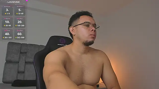 Snapshot of jhotta_fox chatting on November 19, 2025, 7:08 am jhotta fox online show from November 19, 2025, 7:08 am