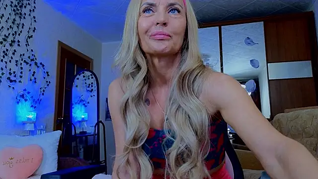 Snapshot of amelia_blondy chatting on May 30, 2026, 6:42 am amelia blondy online show from May 30, 2026, 6:42 am